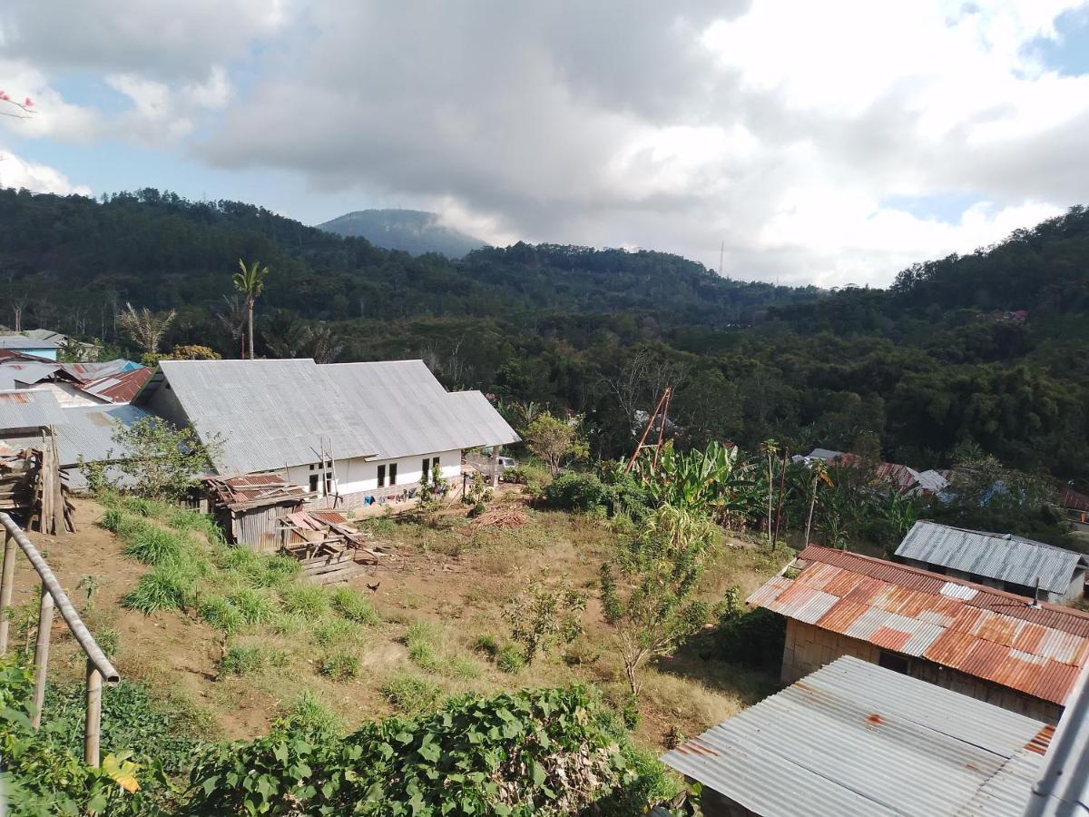 Kristian Homestay Bajawa エクステリア 写真