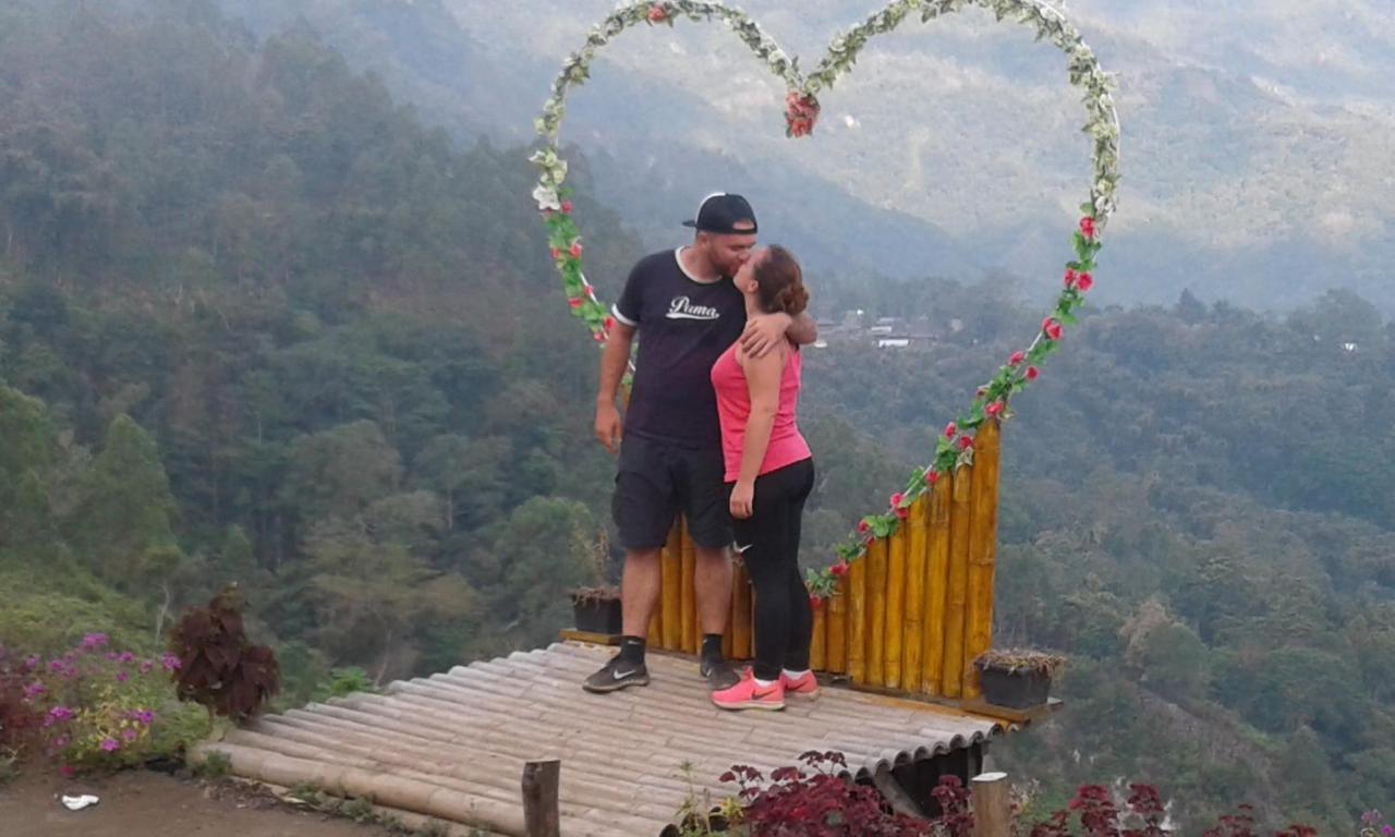 Kristian Homestay Bajawa エクステリア 写真