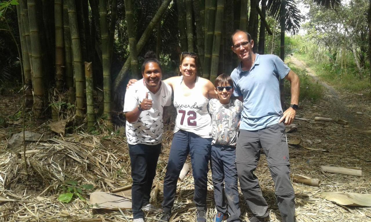 Kristian Homestay Bajawa エクステリア 写真